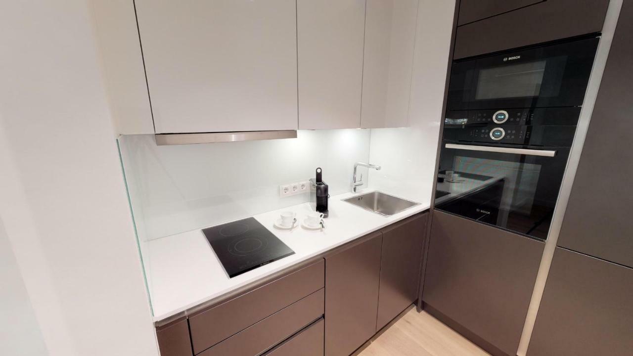 Apartment White Pearl 1.10