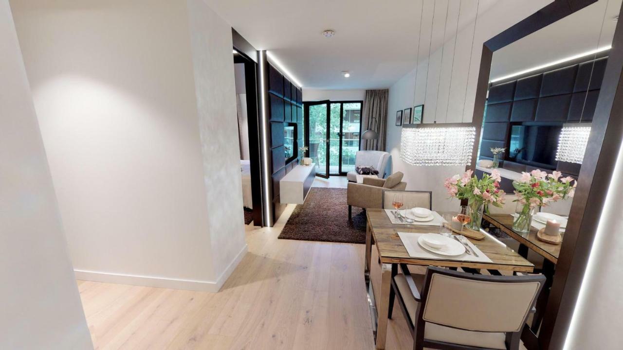 Apartment White Pearl 1.10 *